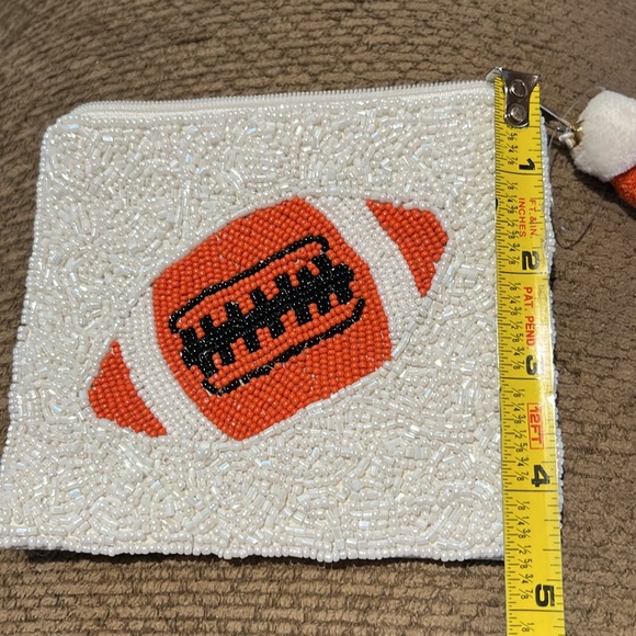 White and Orange beaded football motif Bag NWOT - Picture 8 of 8